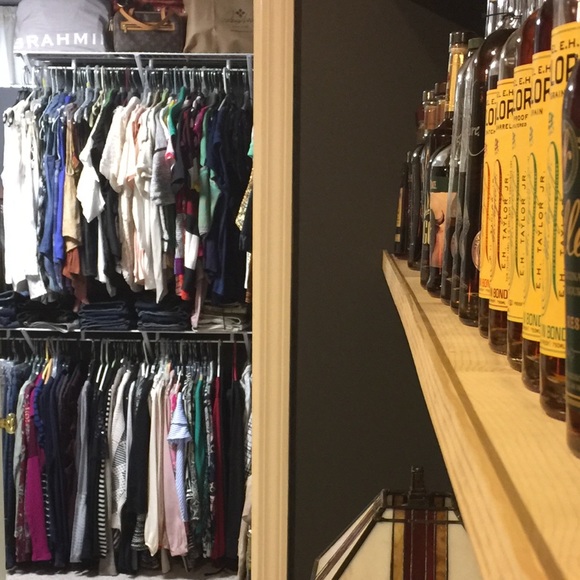 Meet your Posher, Melanie - Picture 2 of 16